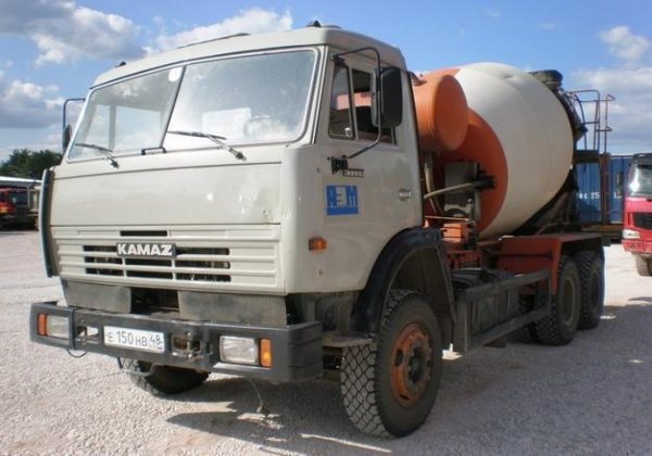 Технические характеристики и особенности автобетоносмесителя КамАЗ-58147с